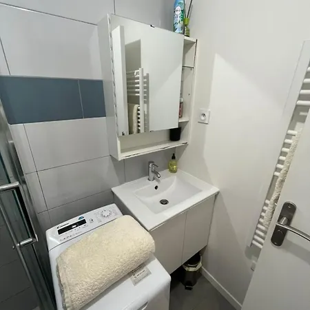 Apartment Ravissant Maison Au Coeur De Paris